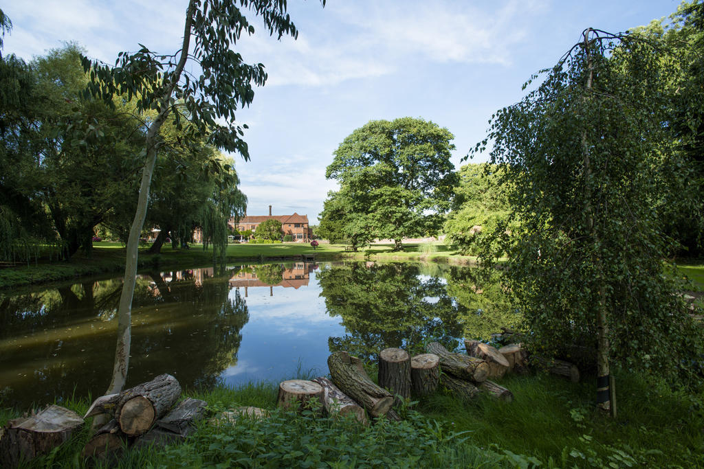 Seckford Hall Hotel & Spa Woodbridge Exterior foto